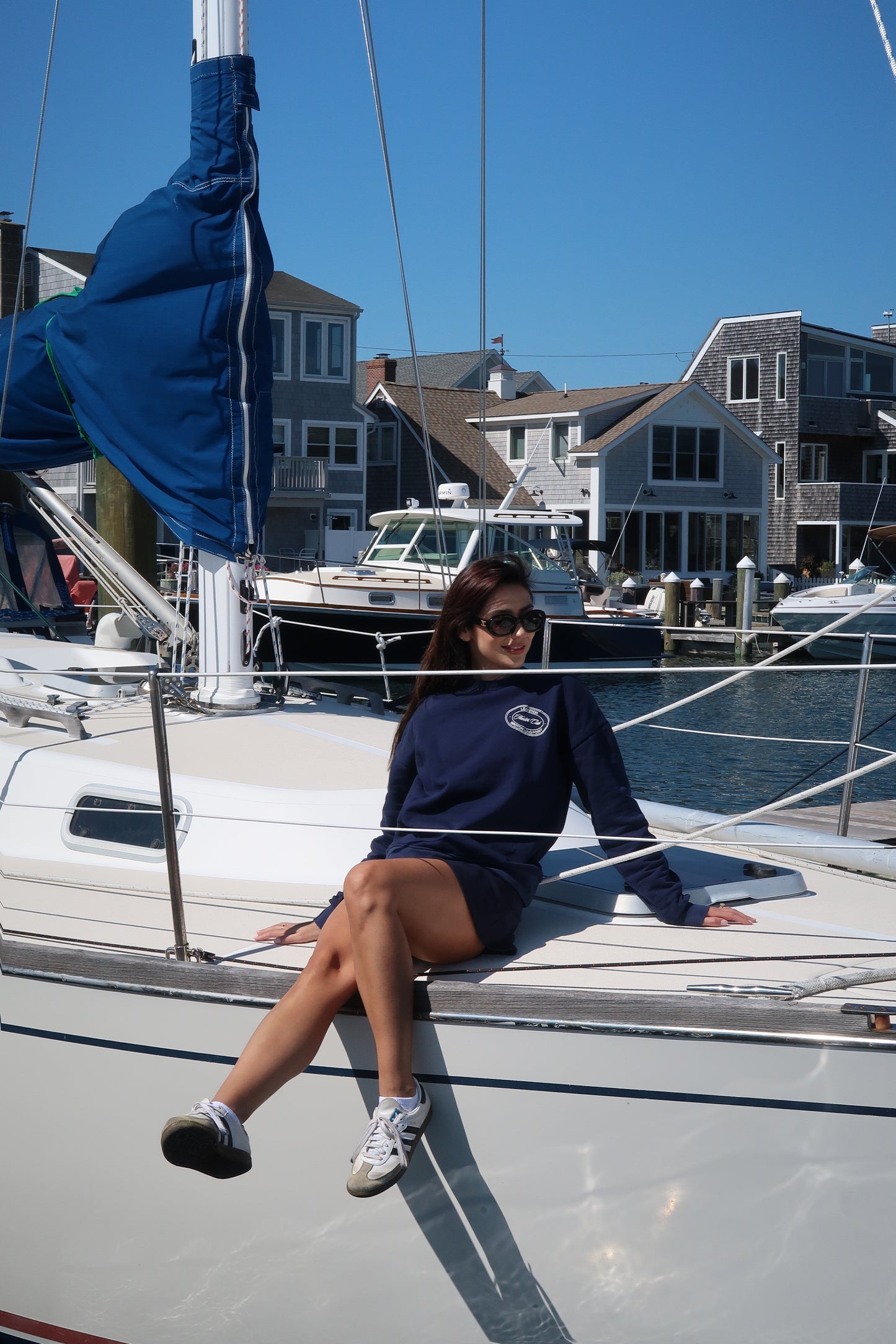 The GLP Sweater - Navy