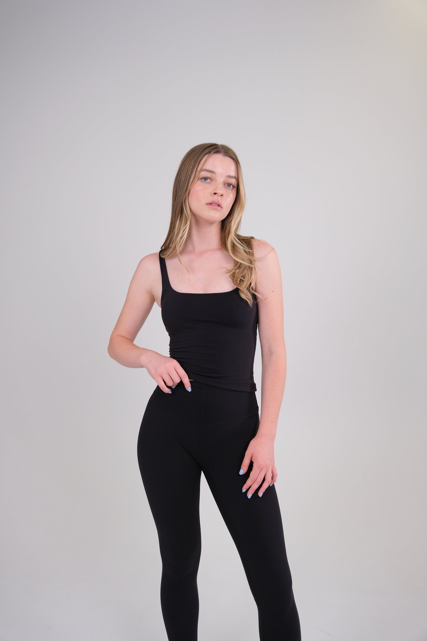 Essential Tank Top - Nata Black