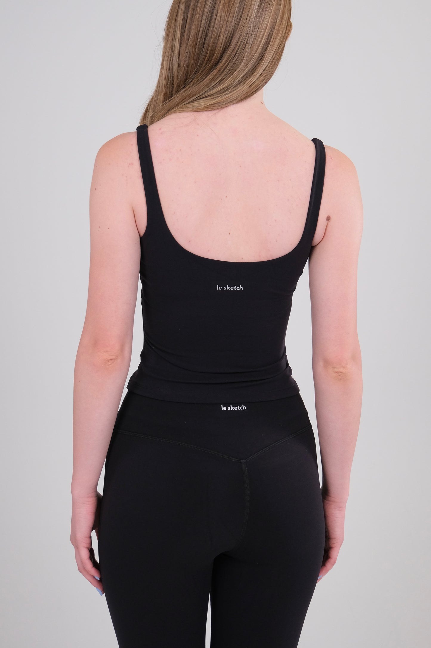 Essential Tank Top - Nata Black